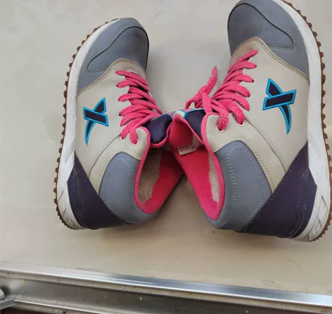 特步加绒棉运动鞋，38码，八成新。 感兴趣...