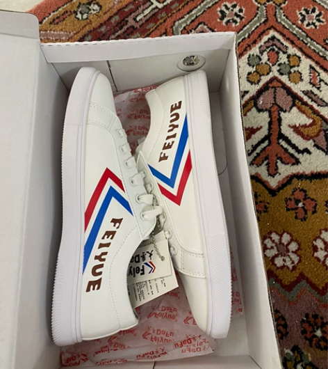 飞跃女鞋 全新品牌女鞋，尺码38鞋子专柜正...