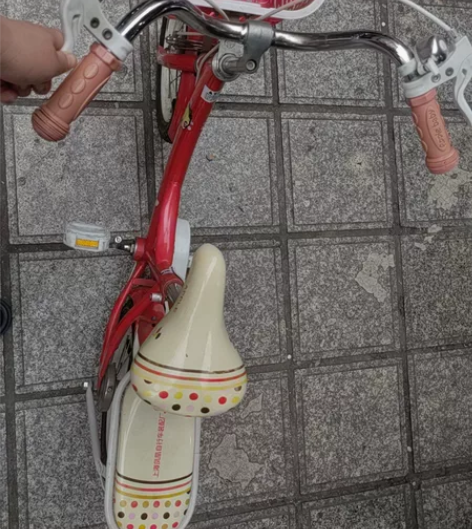 儿童上海凤凰自行车，有飞轮。50 感兴趣的...