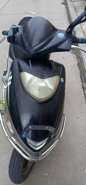 豪爵摩托车125cc，没有手续，没上牌，处...