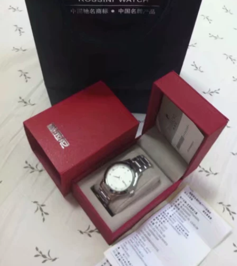 罗西尼手表，不满意可以退货退款。(广东幸运...
