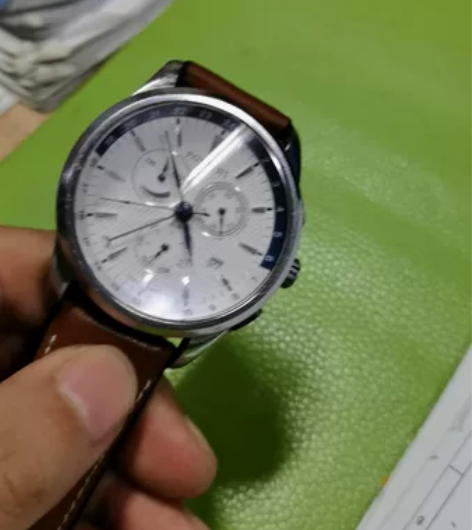 手表不想带了，买来2千左右（具体多少有点忘...