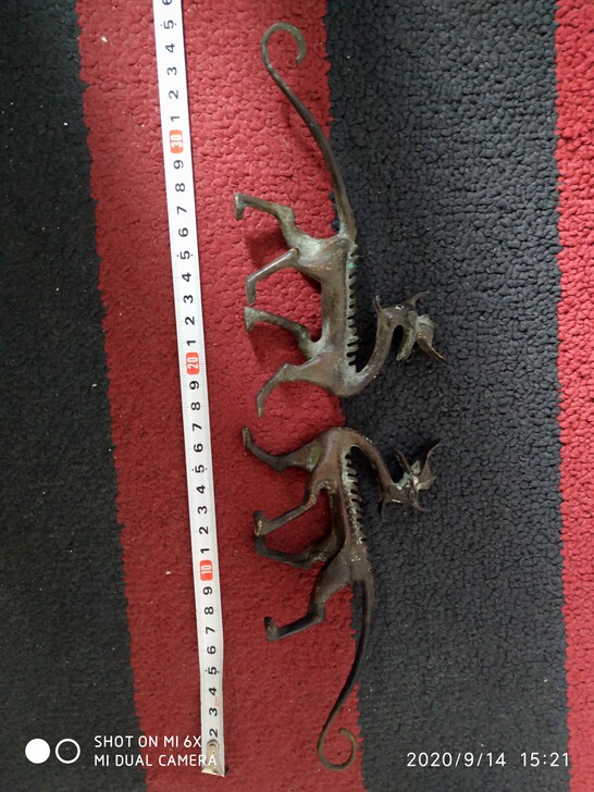 铜鸭嘴龙笔架(摆件)二个，尺寸见图，新老自...