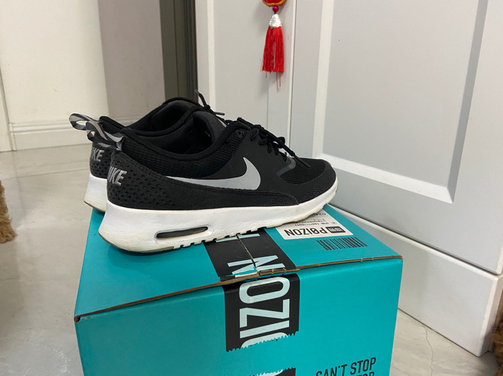 nike气垫跑鞋 澳洲120刀购入 合人民...