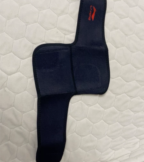 李宁手关节护具,乒乓球,羽毛球手关节护具,...