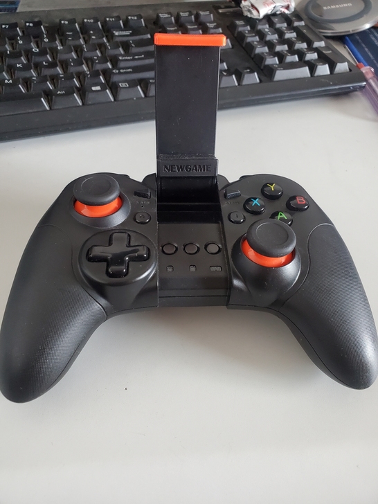 转让无线蓝牙游戏手柄,可连接手机使用,功能...