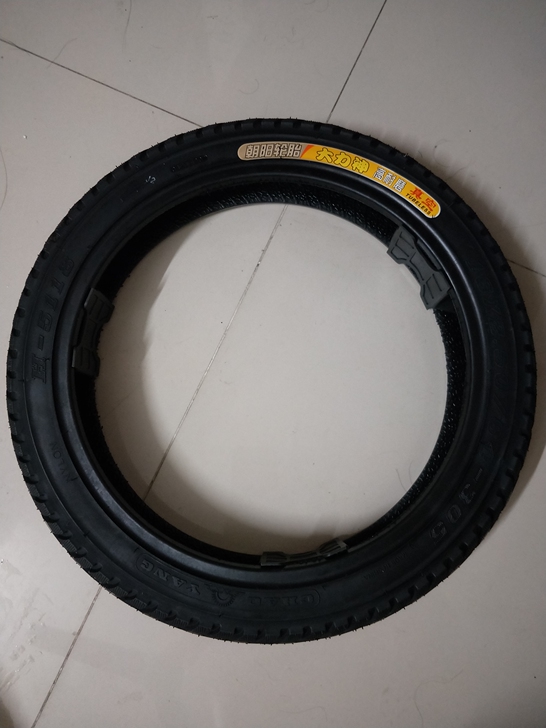 全新真空轮胎，尺寸是162.5的，合适的联...