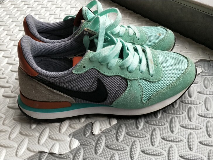nike 运动鞋,网面,绿色,36码,其实...