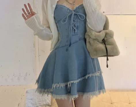 牛仔吊带连衣裙女夏季2022新款复古法式绑...