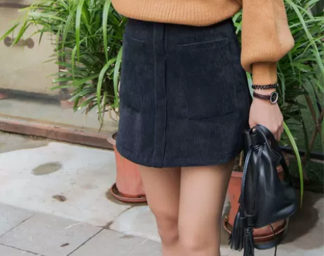 [转卖]秋冬新款韩版灯芯绒A字裙 学院风纯...