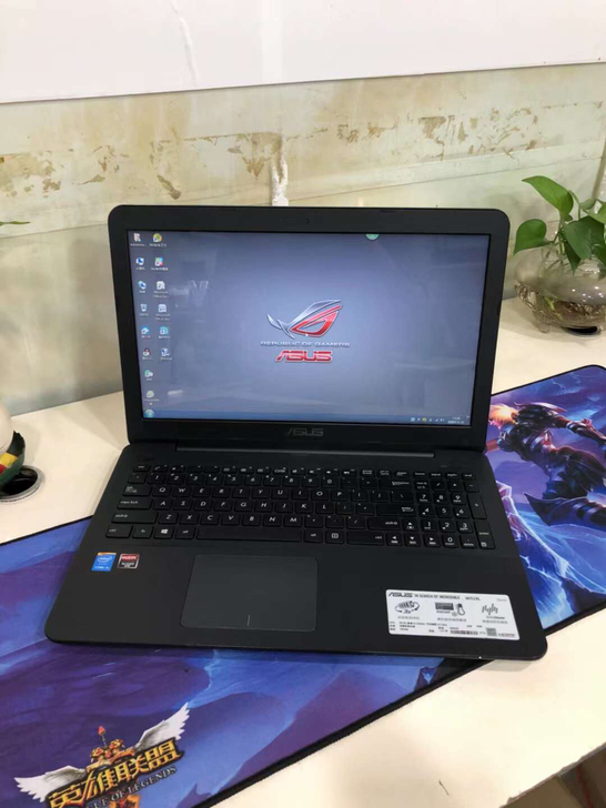 五代i5四核独显2G 15寸华硕游戏本 二...
