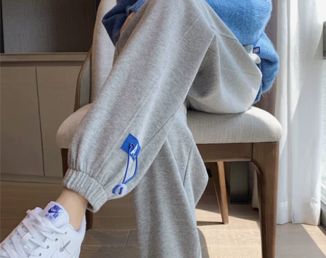 灰色运动裤女宽松束脚秋冬季卫裤2022新款...
