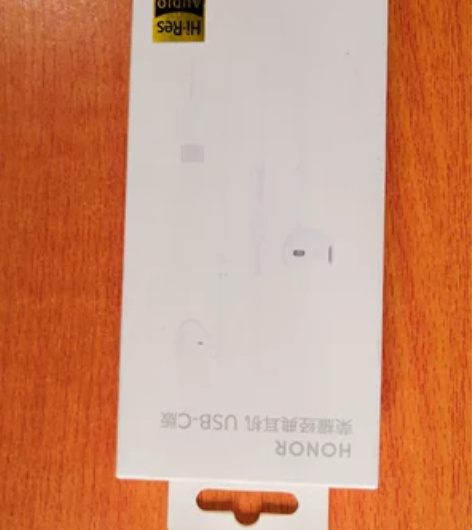 荣耀经典耳机USB-C版,全新未拆。不邮寄...