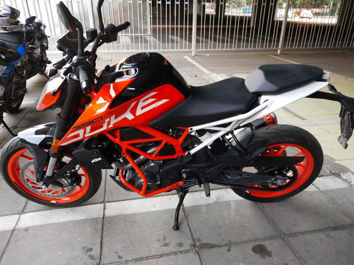 摩托车出租，DUKE390可约