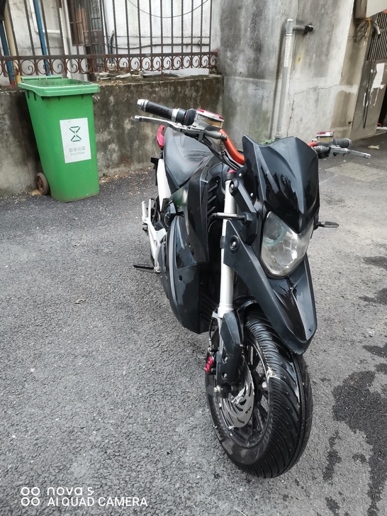 高配小猴子,72伏20安的大电池,整车成色...