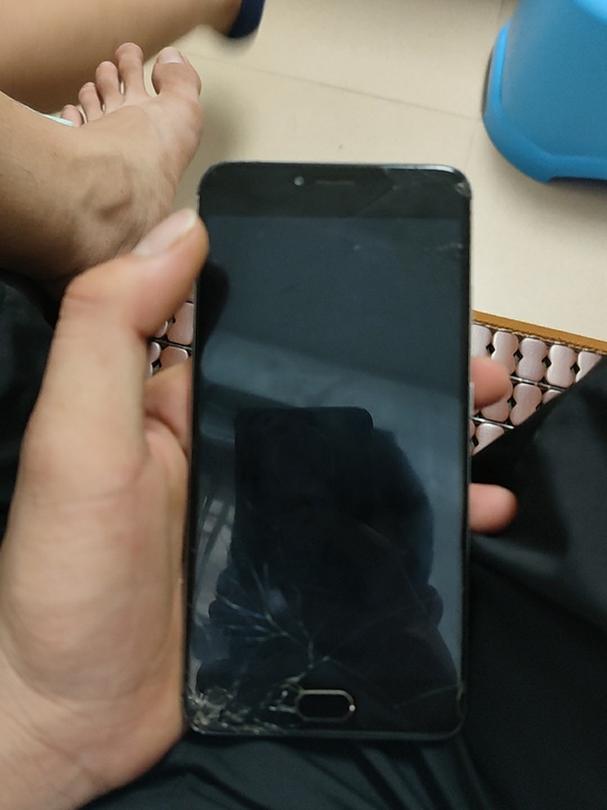 魅族note3,3g+16g的伊拉克战损级...