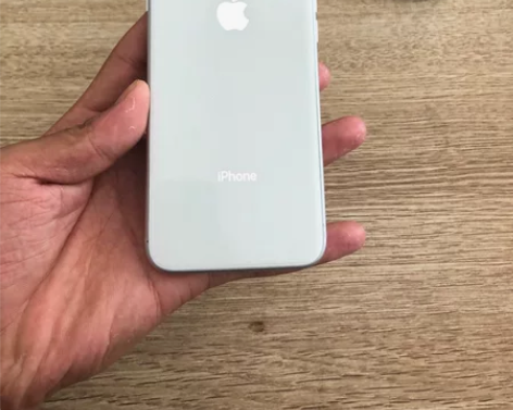 iPhone 8 小8白色64G/256G...