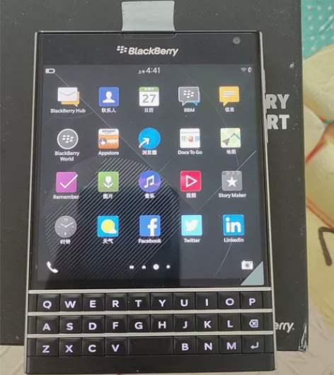 闲置出让自己收藏的黑莓手机Q30护照手机，...