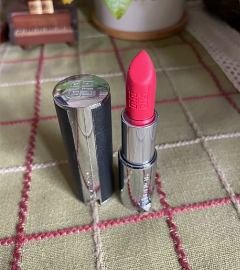 纪梵希口红 givenchy 304 购于...