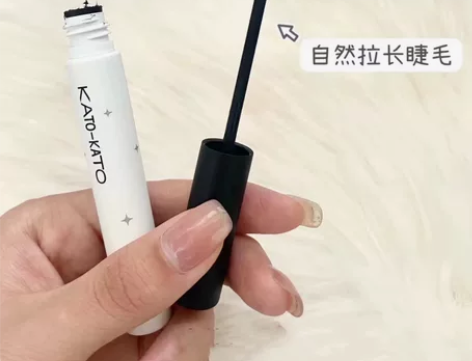KATO睫毛膏打底防水纤长卷翘定型持久不晕...