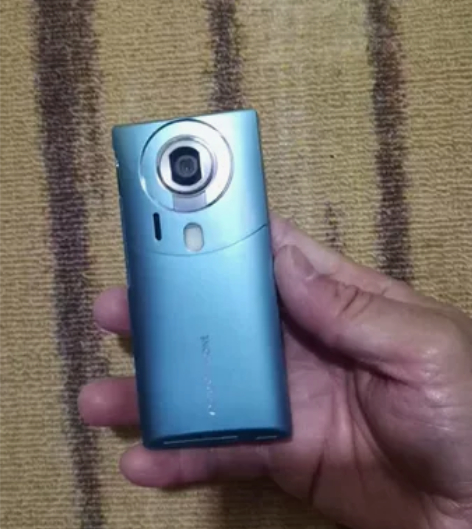 解锁中文版夏普007SH翻盖手机 成色实物...