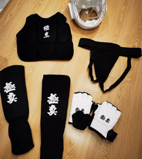 @@##极真@@##空手道一套护具，头盔，...