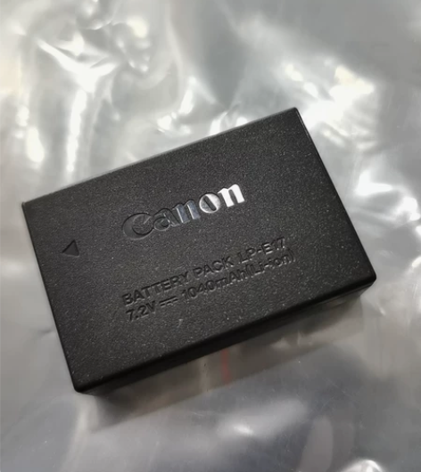 佳能LP-E17，原厂电池一块，适用于EO...
