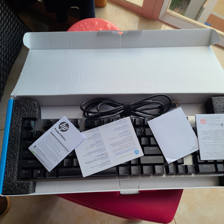 捡漏捡漏,电脑卖了,99新使用不超过24小...