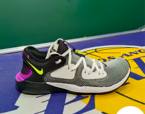 42码Nike耐克男子运动跑步鞋AQ748...