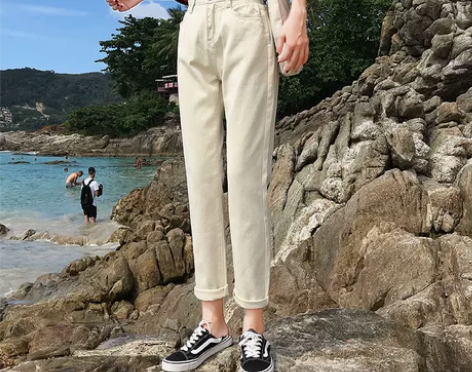 【38活动价】米白色牛仔裤女春装2020新...