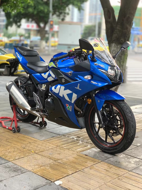 17年铃木GSX250，发动机无拆修，两万...
