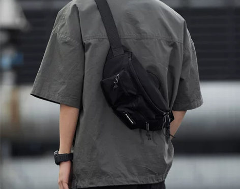 木村耀司斜挎包男日系潮牌单肩包胸包运动款腰...