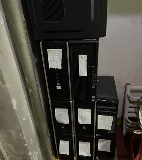 10套电脑，品牌惠普，联想，兼容机都有，单...