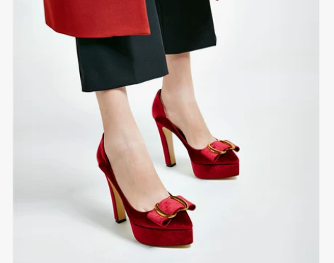 全新 没穿过12CM红色结婚鞋子粗跟单鞋女...