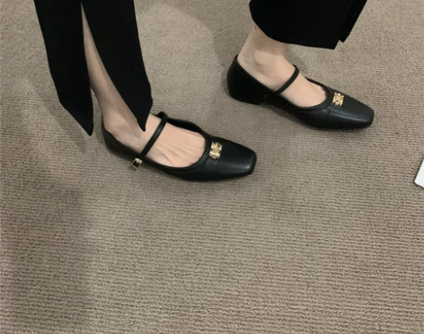 晚晚风气质名媛小众平底鞋法式复古玛丽珍鞋单...