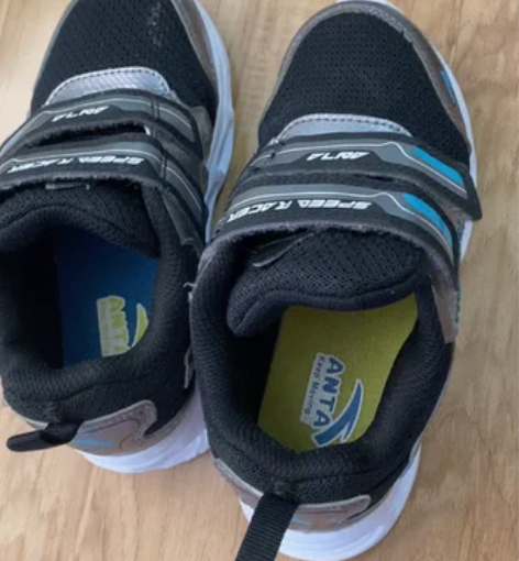 安踏经典运动鞋29尺码，没穿几次，一点味没...