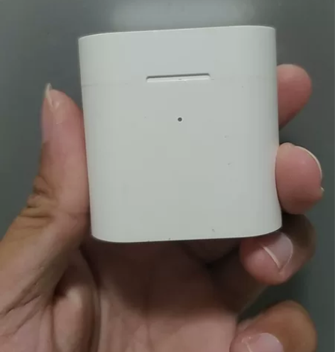 小米air2s，用的时候带的保护壳，保护较...