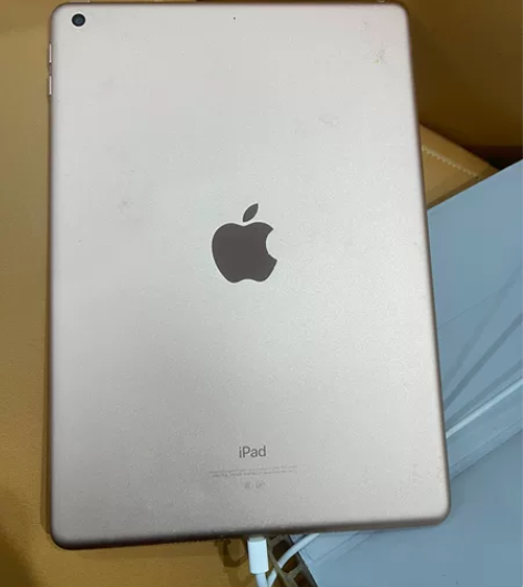苹果ipad A1893 (第六代) 成色...