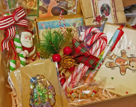 圣诞福利礼盒 58一份，包邮包含十样礼物1...