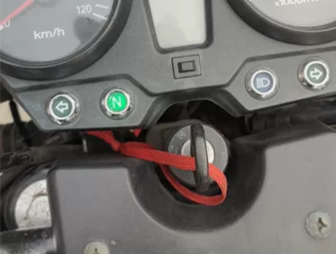 钻豹铃木125国三，六千多公里，新车状态，...