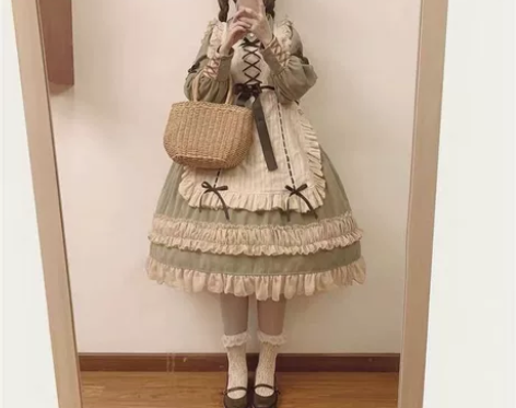 厂原欧培拉连衣裙加围裙两件套加发饰女洛丽塔...