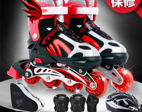 红色的，买回来没溜过冰。护具，头盔都在。溜...