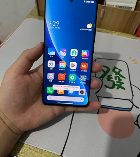 小米12pro 黑色 8+128 成色还不...