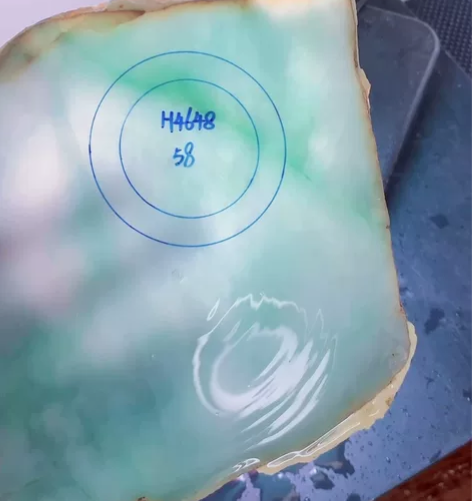 高种水飘金丝绿手镯料，种老起胶，肉细冰润，...