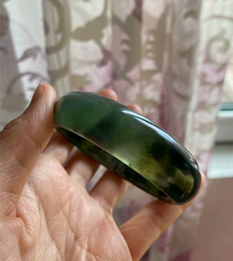 天然岫玉手镯,蓝水飘墨,口径55,水头好,...