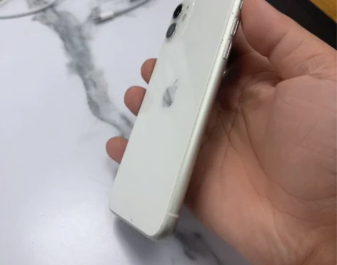 国行苹果11 128G. 手机没有任何问题...
