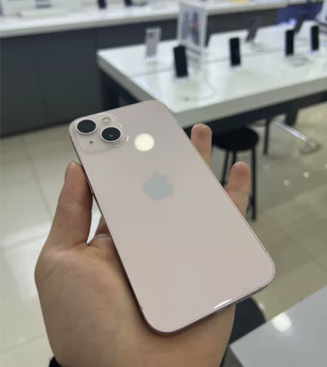 最新置换下来的 iPhone 13 粉色1...
