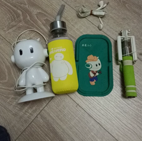 OPPO R 9S手机。赠品和配件。都是全...