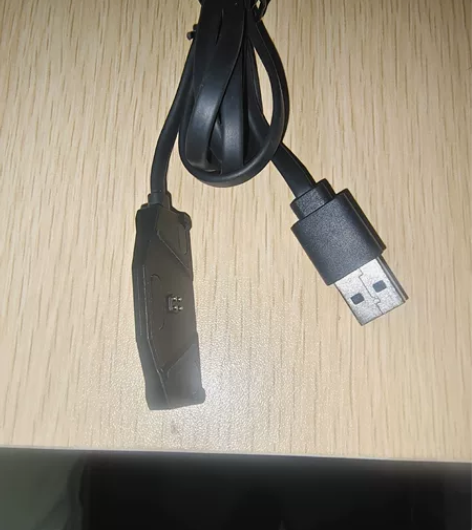 黑鲨3磁吸充电线，全新装修没用过 感兴趣的...