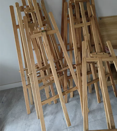 素描画架10个，松木 感兴趣的话点“我想要...